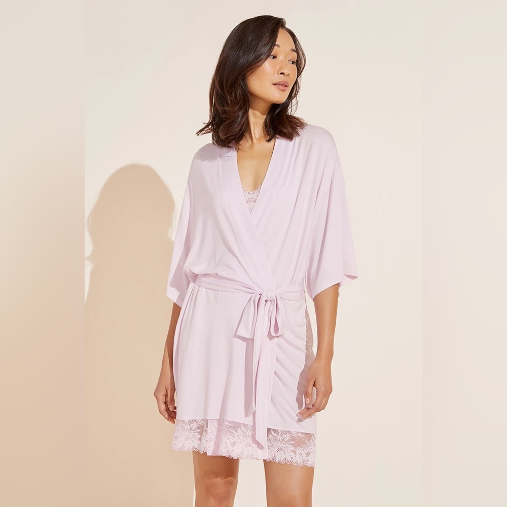 NEW! EBERJEY ROSALIA ROBE IN LIGHT LILAC Size Medium